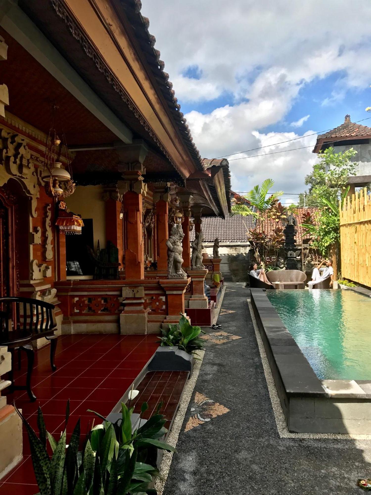 Inn Between Ubud Extérieur photo